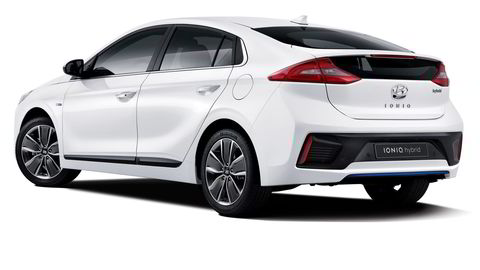 Dette er første bildet av Hyundai Ioniq, som kommer i tre forskjellige motorversjoner. Foto: Hyundai