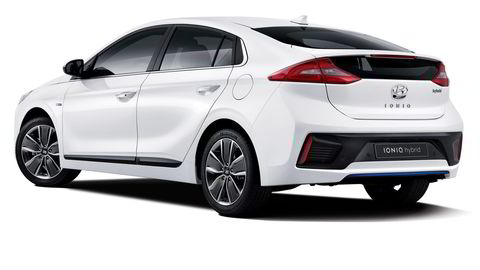 Dette er første bildet av Hyundai Ioniq, som kommer i tre forskjellige motorversjoner. Foto: Hyundai