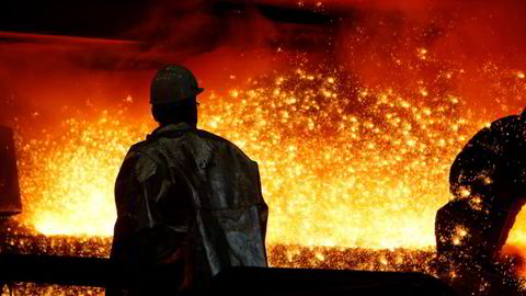 En arbeider på en stålfabrikk i Tyskland. Illustrasjonsfoto: Ina Fassbende/Reuters/NTB Scanpix