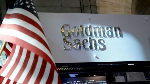 Goldman Sachs er saksøkt av et statseid investeringsselskap i Abu Dhabi for rollen finansinstitusjonen spilte i en malaysisk skandale. 1MDB-skandalen har spredd seg til fire kontinenter.