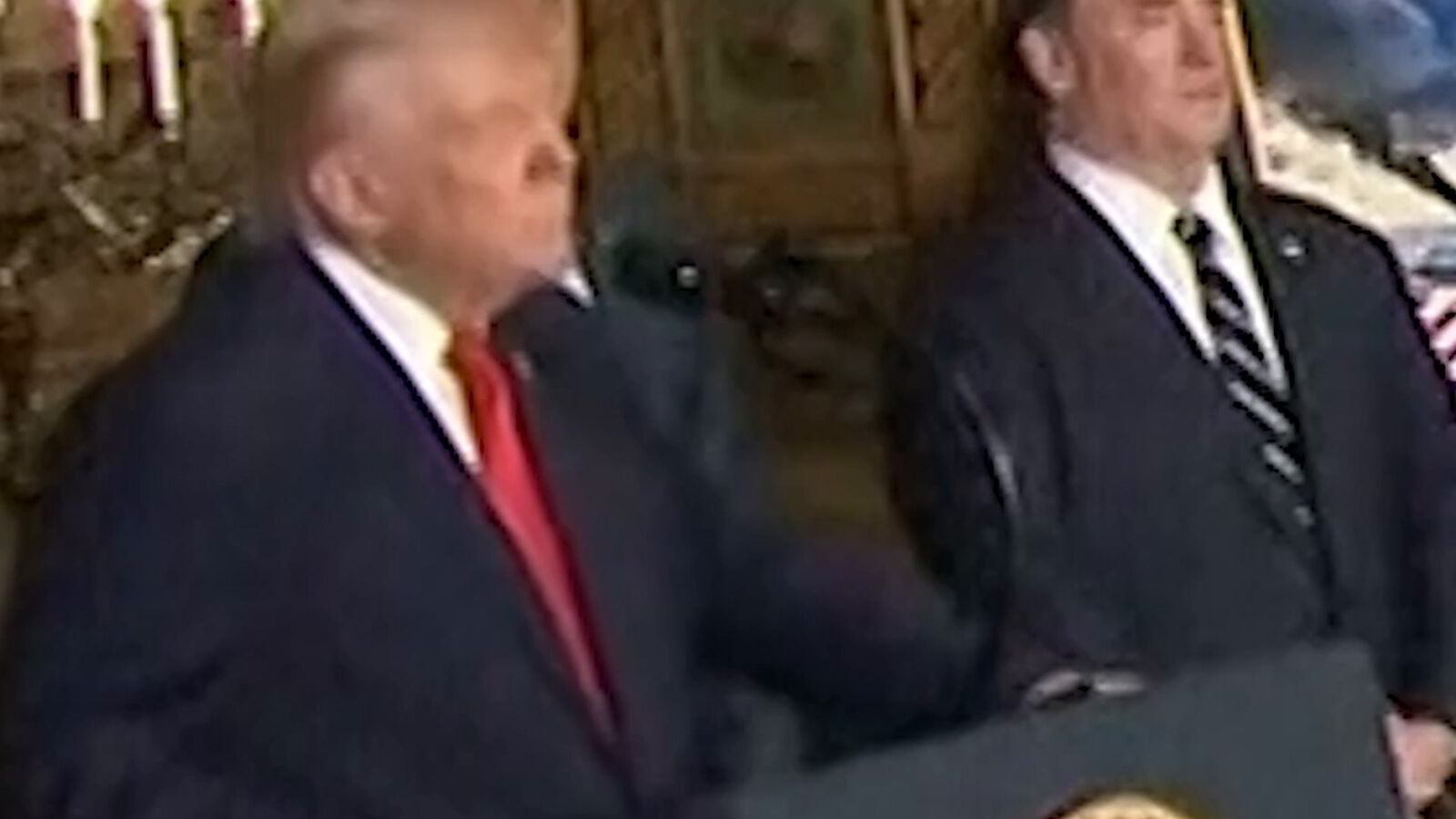 20251223-DN-Trump-Clinton-motionthumbnail.mp4