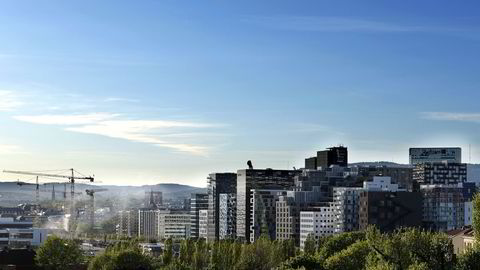 - I Oslo er det rift om nyboligene og lageret er i ferd med å tømmes, ifølge sjeføkom Roger Bjørnstad. Illstrasjon fra Bjørvika i Oslo. Foto: Per Ståle Bugjerde