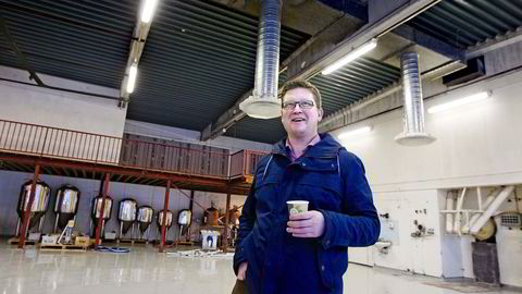 Med "Gutta på tur" som investorer, skal daglig leder Frode Horvik produsere en halv million liter øl når L/L Voss Fellesbryggeri starter opp i 2016. Foto: Vidar Herre/Avisa Hordaland