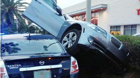 Kan vi stole på dingsene våre? I 2014 påstod en BMW eier at parkeringsassistenten i blien forårsaket denne parkeringen.