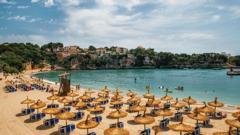 Mallorca, her fra stranden i Porto Cristo, er blant sommerdestinasjonene som opplever redusert salg fra Norge.