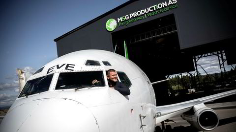 Gründeren Svein Gunnar Mæland i MSG Production har ti år etter at ideen ble født signert verdens første kontrakt for levering av et komplett vaskeanlegg for fly.
