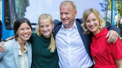 Byrådsleder Raymond Johansen har grunn til å glise etter resultatet fra fredagens meningsmåling. Her med byråd for miljø og samferdsel Lan Marie Berg og byråd for oppvekst og kunnskap Inga Marte Thorkildsen.