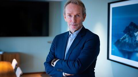 Sjeføkonom Harald Magnus Andreassen i Sparebank 1 Markets har lest Martin Bech Holtes mye omtalte bok «Landet som ble for rikt». Han mener den er viktig, men: – Vi kan ikke dra det dit hen at dette har knust, eller er ferdig med å gruse, norsk økonomi, sier han.