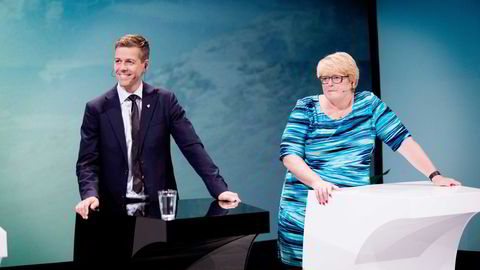 Under Arendalsuka gikk KrF-leder Knut Arild Hareide inn for at Norge skal ta imot flere kvoteflyktninger. Dermed er høstens politiske flyktningbasar åpnet. Her er Hareide sammen med Venstre-leder Trine Skei Grande. Foto: Terje Bendiksby/