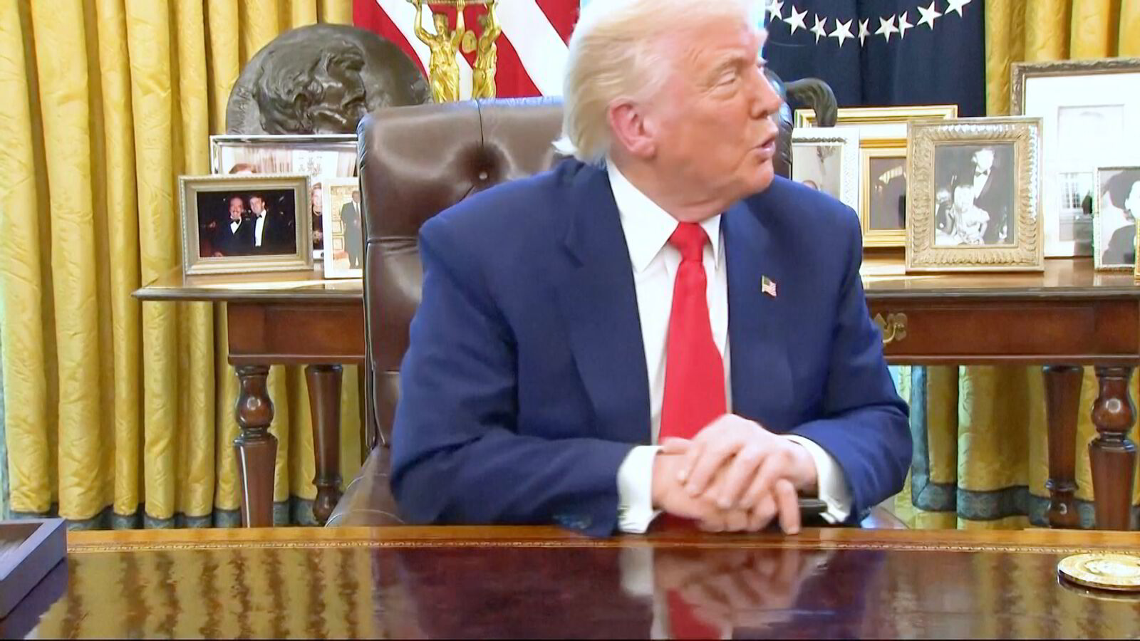 Trump om tollpausen: – Vi bare skrev det ned. Vi hadde ikke tilgang til advokater