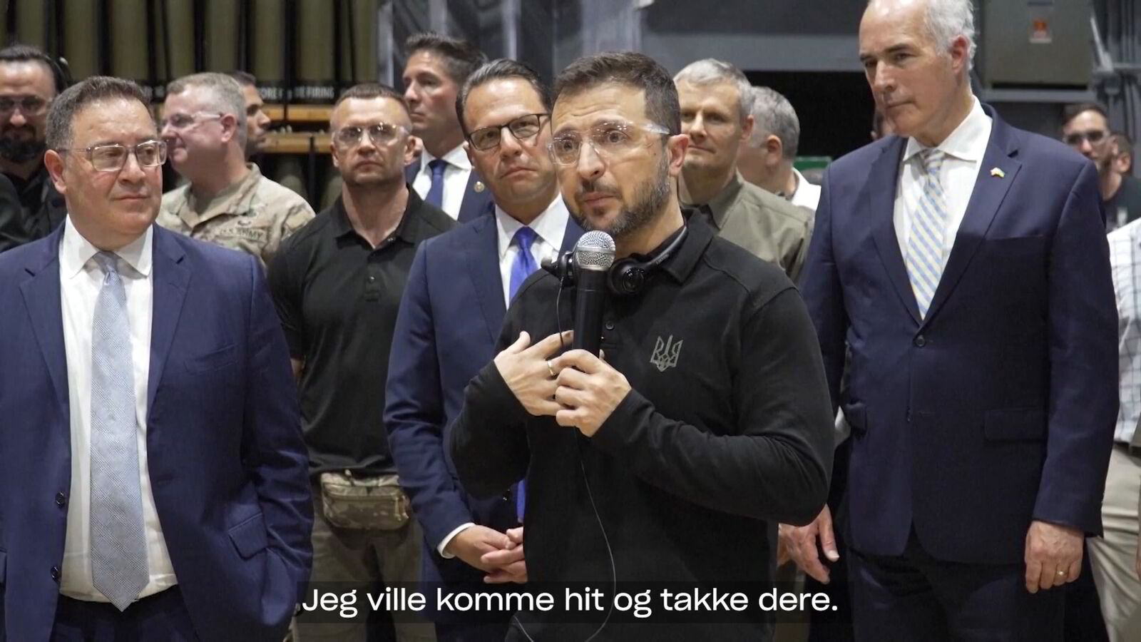 Slik takket Zelenskyj den amerikanske ammunisjonsfabrikken