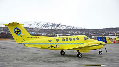 Operatøren Babcock Scandinavian Air Ambulance tar over luftambulansetjenesten i Norge i juli 2019. Selskapet eies av Babcock International som også står for produksjon av deler til atomvåpen.