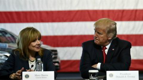 President Donald Trump er meget irritert på General Motors-sjef Mary Barra. Her fra et møte i Michigan i fjor.
