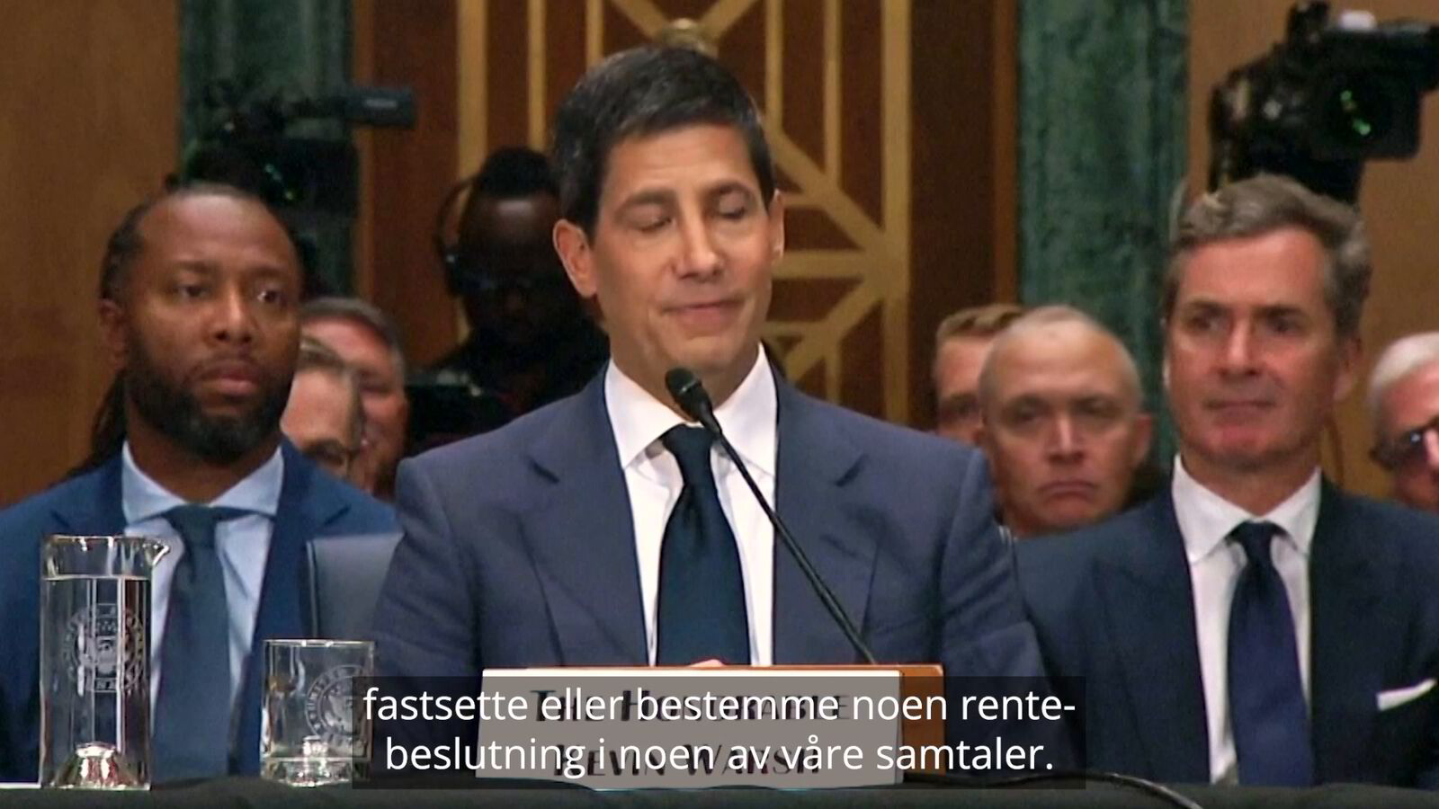 Warsh grillet om rentekutt: – Hvem lyver her? Deg eller presidenten?