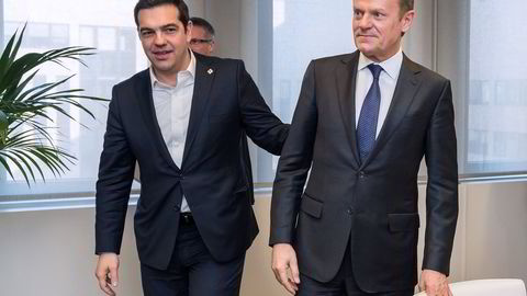 EU-president Donald Tusk (t.h) og den greske statsministeren Alexis Tsipras. Foto: AFP PHOTO / POOL / Geert Vanden Wijngaert