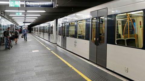 Ny T-banetunnel vil Ikke flere avganger fra de viktigste stasjonene Jernbanetorget og Nationaltheatret.