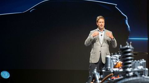 Svenske Ola Källenius er utpekt som ny sjef for Daimler og Mercedes. Her under lanseringen av elbilen EQC tidligere i september.