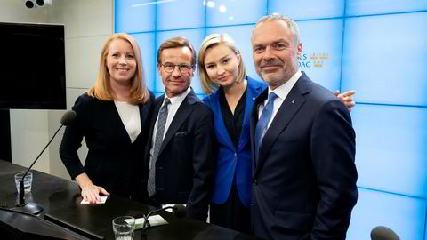 Alliansens partiledere holdt pressekonferanse i Riksdagen, der de gjentok kravet om Stefan Löfvens avgang. Fra venstre: Annie Lööf (Centerpartiet), Ulf Kristersson (Moderaterna), Ebba Busch Thor (Kristdemokraterna), Jan Björklund (Liberalerna).