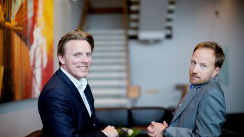 – Vi planlegger å investere mer i våre egne fond, sier toppsjef Christian Sinding i EQT (til høyre). Her med kollega og norgessjef Anders Misund på kontoret i Oslo.