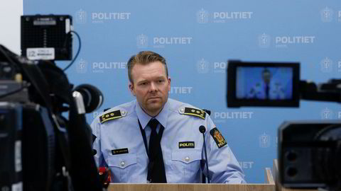 – Samarbeidet med Hydro er et eksempel til etterfølgelse for norske bedrifter som måtte rammes av et stort dataangrep, sier politiadvokat i Kripos, Knut Jostein Sætnan. Her under en pressekonferanse om dataangrepet mot Hydro i mars.