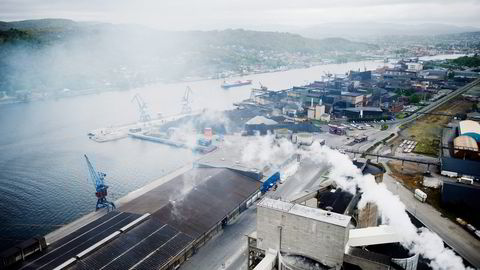 Porsgrunn har, særlig på grunn av industrivirksomheten på Herøya, Norges klart største industrielle miljø. Foto: Hampus Lundgren