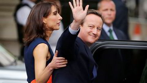 Tidligere statsminister David Cameron, her med sin kone Samantha, forhandlet frem en avtale med EU før brexit­avstemningen. To tidligere avtaler kan gi grunnlag for mulige løsninger, skriver artikkelforfatterne. Foto: Geoff Caddick/AFP/NTB Scanpix