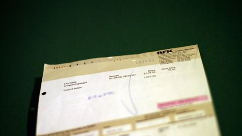 Det kan bli slutt på at denne regningen dumper ned i postkassen to ganger i året. Foto: