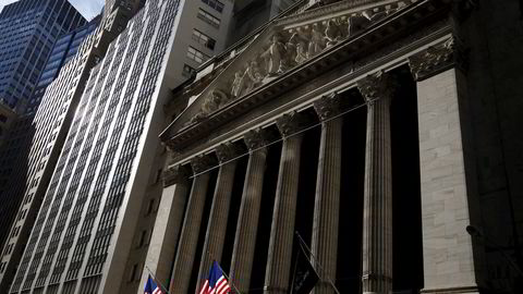 Stemningen på New York-børsen på Wall Street var nervøs på ukens siste handelsdag. Foto: Mike Segar / REUTERS / NTB SCANPIX