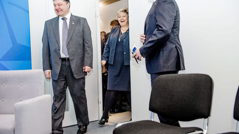 FØRST. Ukrainas president Petro Porosjenko hadde med seg gode nyheter inn i møtet med statsminister Erna Solberg. Men hvis ikke våpenhvilen holder, står Vesten klar med tøffere sanksjoner. Foto: Hampus Lundgren