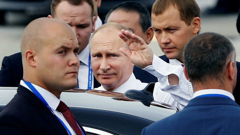 President Vladimir Putin benekter at Russland blandet seg inn i det amerikanske valget. Amerikansk etterretning er uenig. Her ankommer Putin Apec-møtet i Danang i Vietnam sist helg.