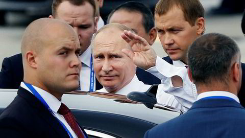 President Vladimir Putin benekter at Russland blandet seg inn i det amerikanske valget. Amerikansk etterretning er uenig. Her ankommer Putin Apec-møtet i Danang i Vietnam sist helg.