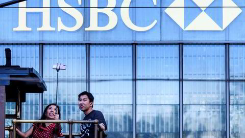 Den britiske storbanken HSBC, som har betydelig aktivitet i Kina, har samarbeidet med det amerikanske justisdepartementet og dokumentert hvordan Huawei skal ha benyttet heleide stråselskaper og omgått amerikanske sanksjoner.