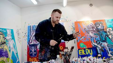 Kunstner Bjarne Melgaard vendte nylig tilbake til Norge etter ti år i New York. Han sammenligner Norges forhold til Munch med det til en hellig ku, hvor det ikke er rom for kritikk eller utvikling.