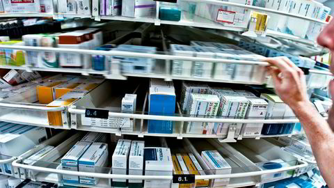 Apotekkjedene etablerer stadig flere mindre apoteker, og det vekker faglig bekymring blant farmasøytene.