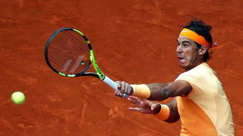 Rafael Nadals lege annonserte et forsøk med stamcelleterapi som løsning på tennisstjernens ryggproblem. Foto: Andrea Coma/Reuters/NTB Scanpix