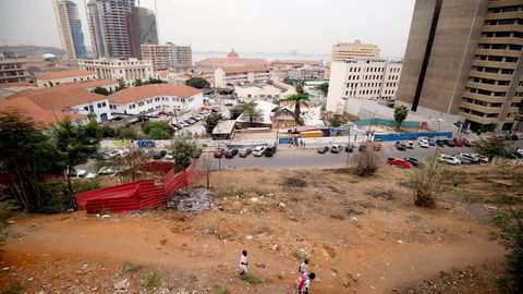 Angola er ett av verdens mest korrupte land. Statoil etterspurte ingen informasjon før det overførte flere hundre millioner kroner. Dette er fra hovedstaden i Luanda. Foto: Alain Jocard, AFP/NTB Scanpix