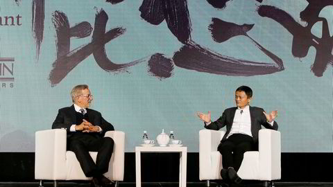 Jack Mas selskap Alibaba Pictures vil ta en mindre eierpost i Steven Spielbergs (til venstre) selskap Amblin Partners. Foto: Shirley Feng/Reuters/NTB Scanpix