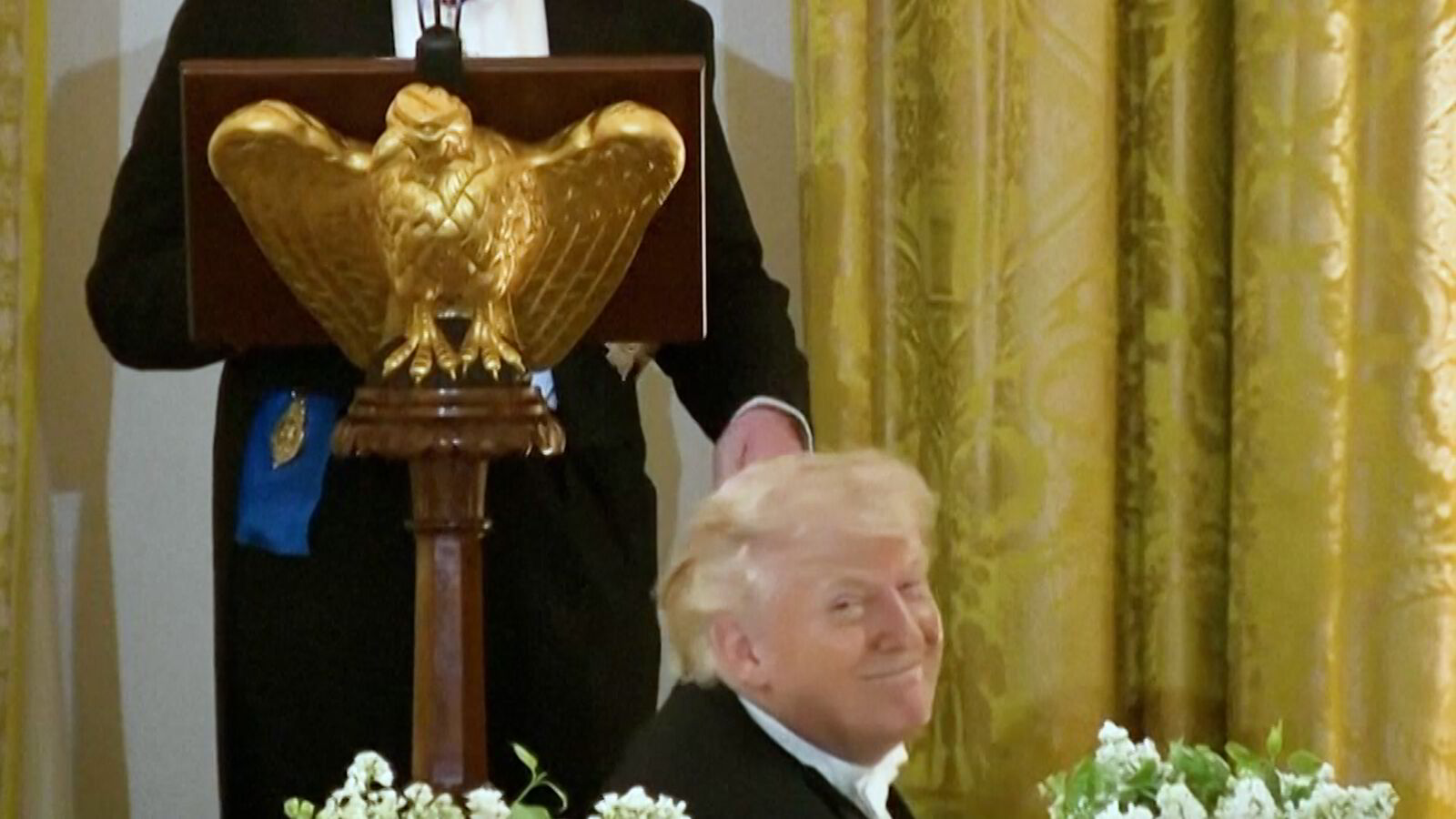 Vitset under statsmiddagen: Slik fikk kong Charles Trump til å le