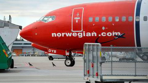 Et Norwegian-fly står parkert på Arlanda lufthavn i Stockholm.