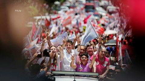 Venstresidens kandidat Fernando Haddad har hatt en bemerkelsesverdig fremgang de siste ukene, og han er nå favoritt til å bli Brasils neste president. Her under et valgmøte i Manaus denne helgen.