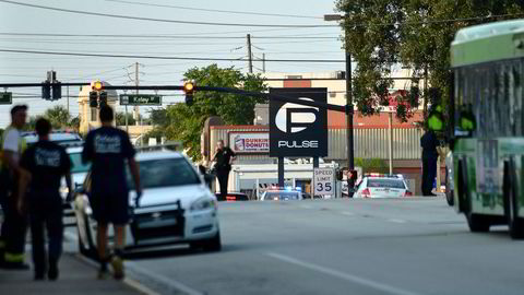 Nattklubben Pulse delte denne meldingen på sine facebooksider: «Kom dere ut av Pulse og fortsett å løpe» Foto: Kevin Kolczynski/Reuters/NTB Scanpix