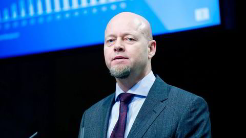 Oljefondet, her ved administrerende direktør Yngve Slyngstad, rebalanseres til strategiske vekter når vektene avviker fra de optimale vektene med over fire prosentpoeng. I dagens oljefond medfører det at man over en kort periode må handle for omtrent 280 milliarder kroner. Oljefondet ble rebalansert i 2003, 2009 og 2013. Foto: Elin Høyland