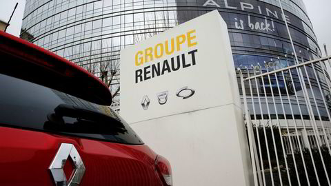 Fiat Chrysler og Renault har skrinlagt fusjonsforhandlingene. Den franske staten og Nissan har vært skeptiske til planene om å etablere en av verdens største bilprodusenter.