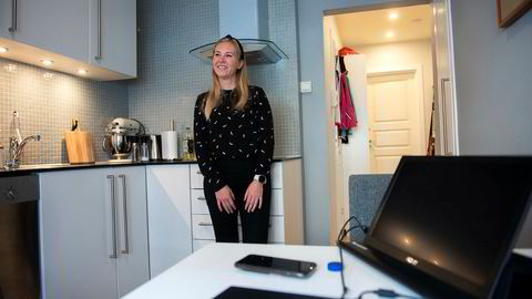 Charlotte Williksen Høiland (26) kjøpte sin første bolig i april i fjor. Siden har renten blitt satt opp to ganger.