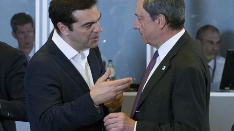 Hellas' statsminister kan bli tvunget ut av eurosonen om den europeiske sentralbanksjefen Mario Draghi stopper strømmen av nødlikviditet. Foto: