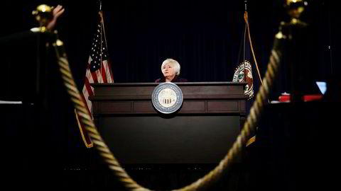 USAs sentralbanksjef Janet Yellen. To av tre økonomer tror Fed vil heve renten før nyttår. Foto: Carlos Barria, Reuters/NTB Scanpix