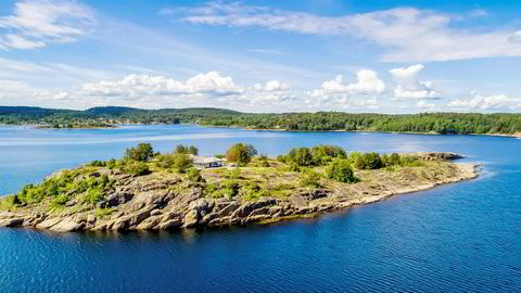 Investor Tone Bjørseth-Andersen og ektemannen John Andersen kjøpte denne øya på Tjøme i Færder kommune for 33 millioner kroner i fjor. Det var fjorårets dyreste sjøhyttesalg, ifølge Bisnode.