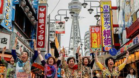 Hip-hop-dansende japanske bestemødre ønsker verdens toppledere velkommen til helgens G20-toppmøte i Osaka.