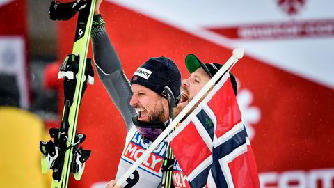 Alpinstjernen Aksel Lund Svindal avsluttet proffkarrieren med en annenplass i verdensmesterskapet i Åre i februar. Foran ham på pallen var tronarvingen Kjetil Jansrud (til høyre).