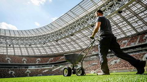 Luzjniki stadion i Moskva rommer 80.000 tilskuere. Både åpningskampen og finalen i Fotball-VM skal spilles her mellom 14. juni og 15. juli.